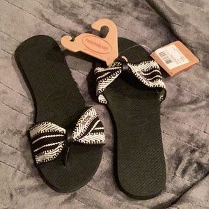 NWT Havaianas flip flops
